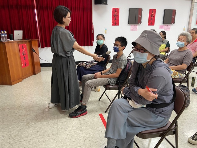 8/16小朋友踴躍回答問題