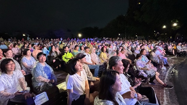 圖片11 7/12大家沉浸於仲夏夜之夢音樂饗宴