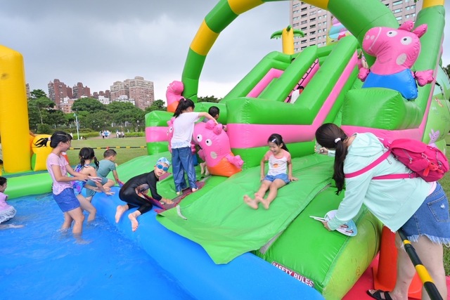 圖片15 7/12午後親子時光滑水道戲水趣