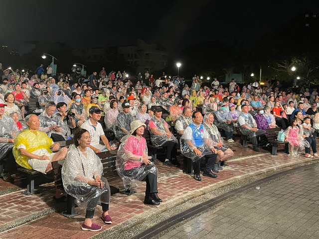 圖片30 7/19世音之夜滿滿人潮