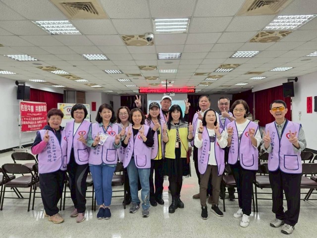 03/27 會後工作同仁大合照